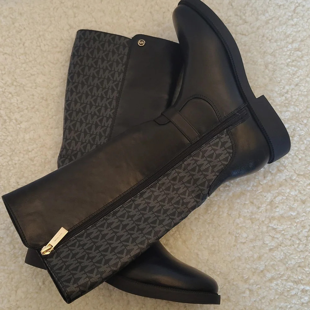 Michael Kors Black Knee-High Boots. Size 5 M - Picture 2 of 9